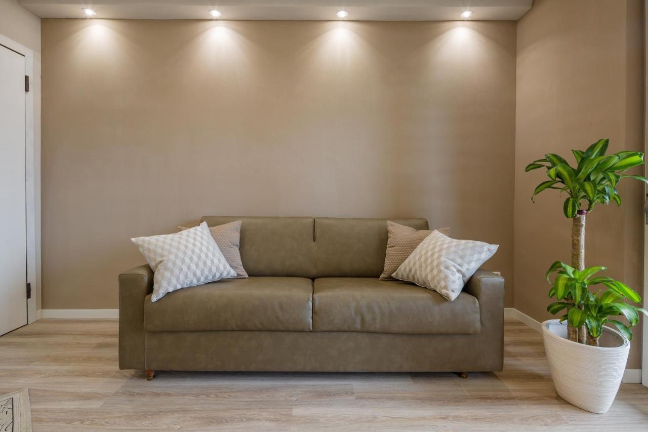Canna Da Zucchero Apartment Verona Bagian luar foto